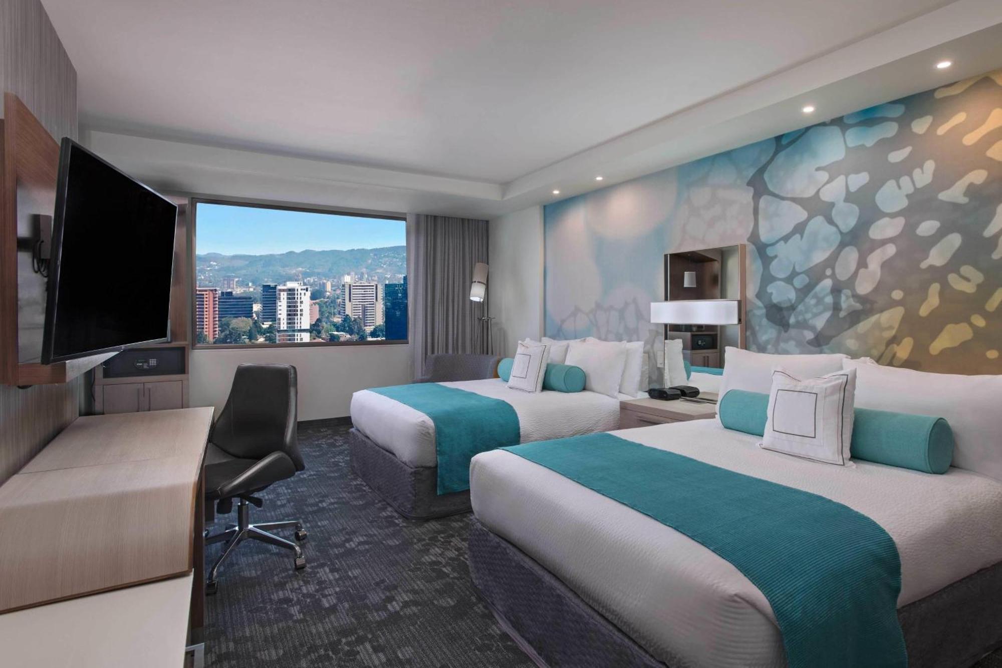 Courtyard By Marriott