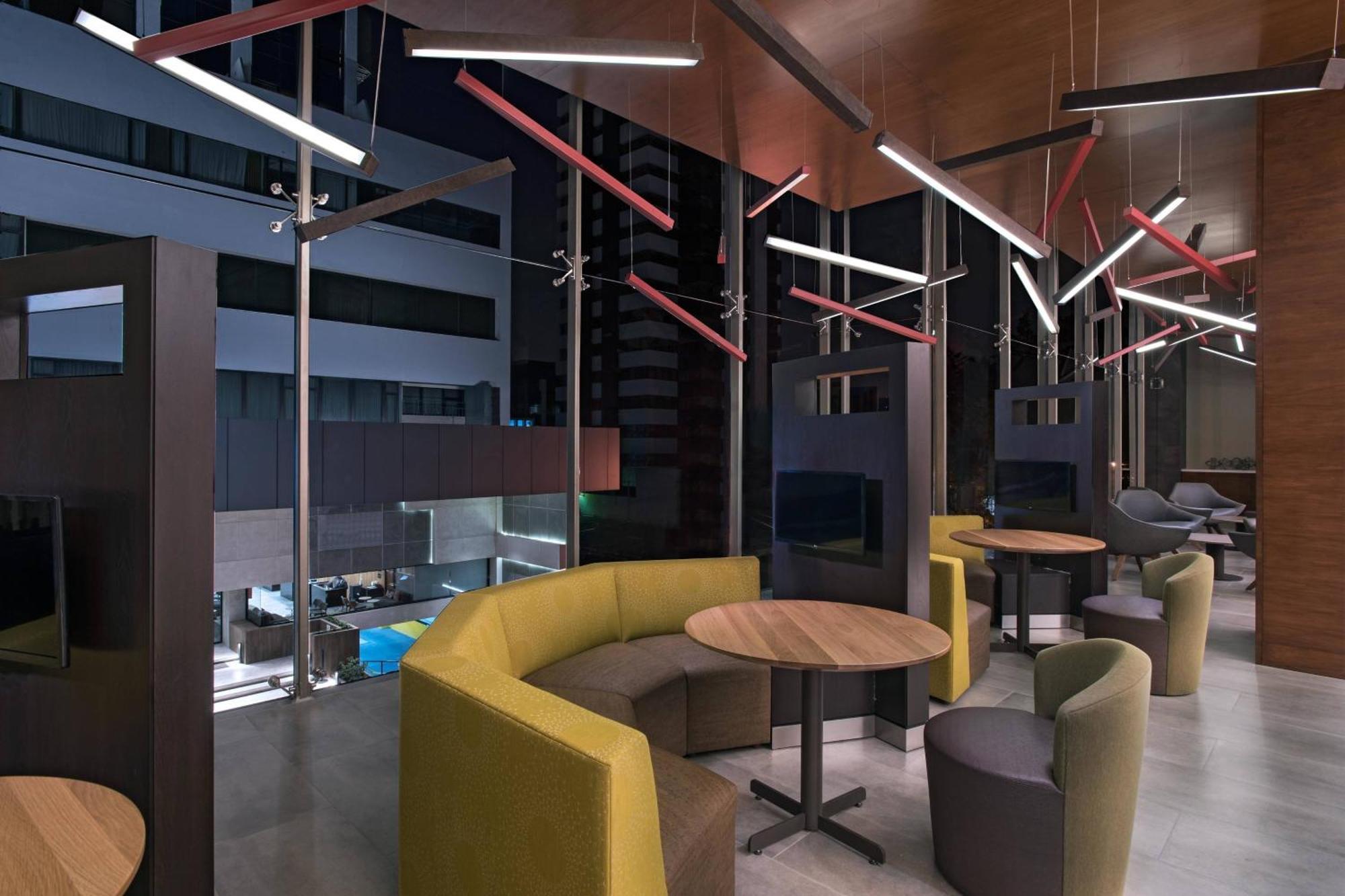 Courtyard By Marriott Ville de Guatemala
