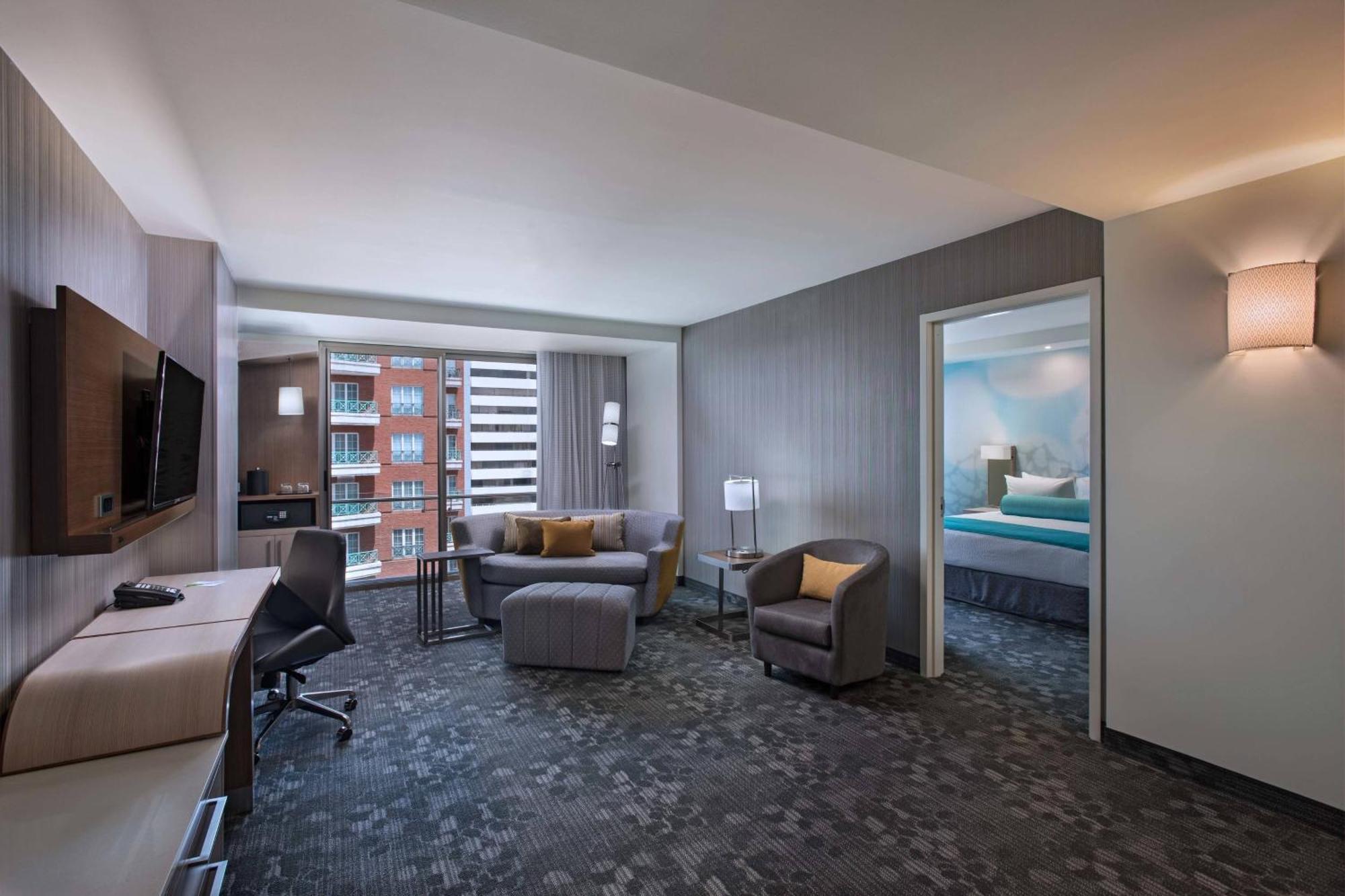 Hotel Courtyard By Marriott