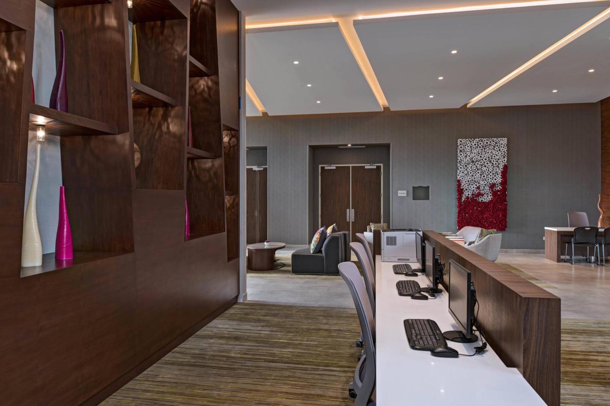 Hotel Courtyard By Marriott 5*